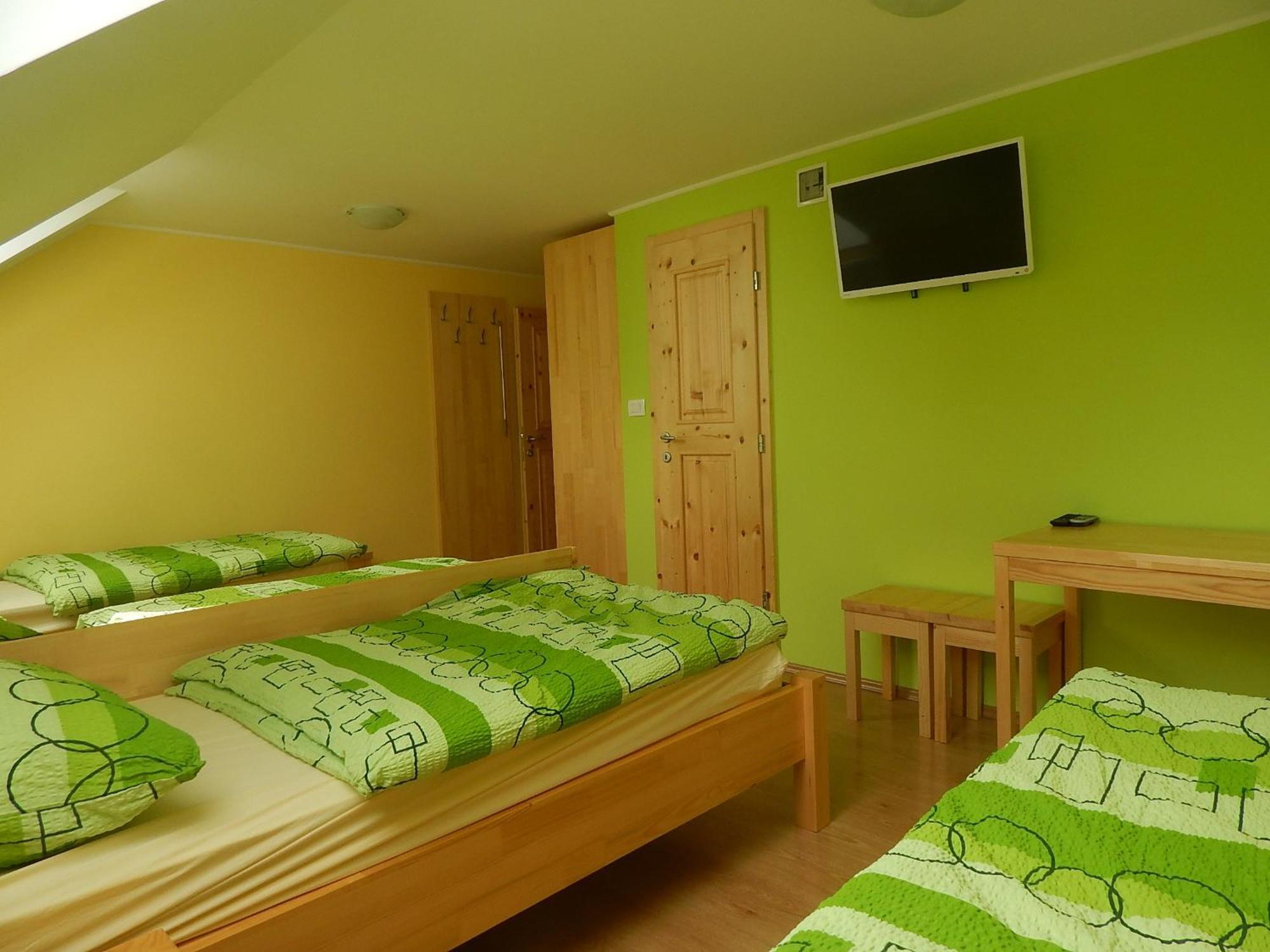 戈雷尼斯卡地区采尔克列 普尔阿姆布鲁扎尔优旅馆酒店 客房 照片